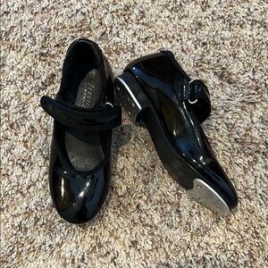 Freestyle Danskin girls size 10 tap shoes